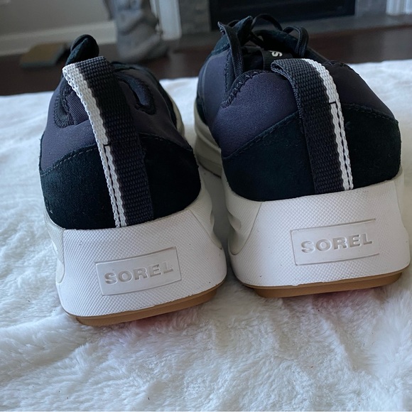Sorel Women’s Ona Low Sneakers in Black Suede with White Platform Bottom Size 10 - Picture 7 of 13